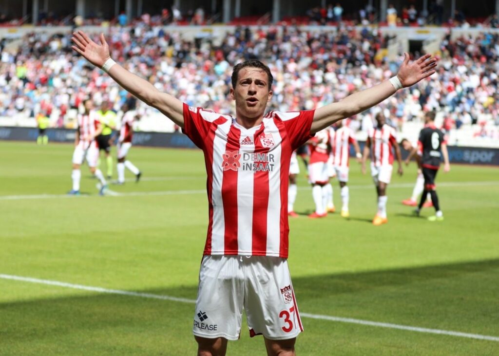 Arslan'ın ayrılığı Sivasspor taraftarını kızdırdı!