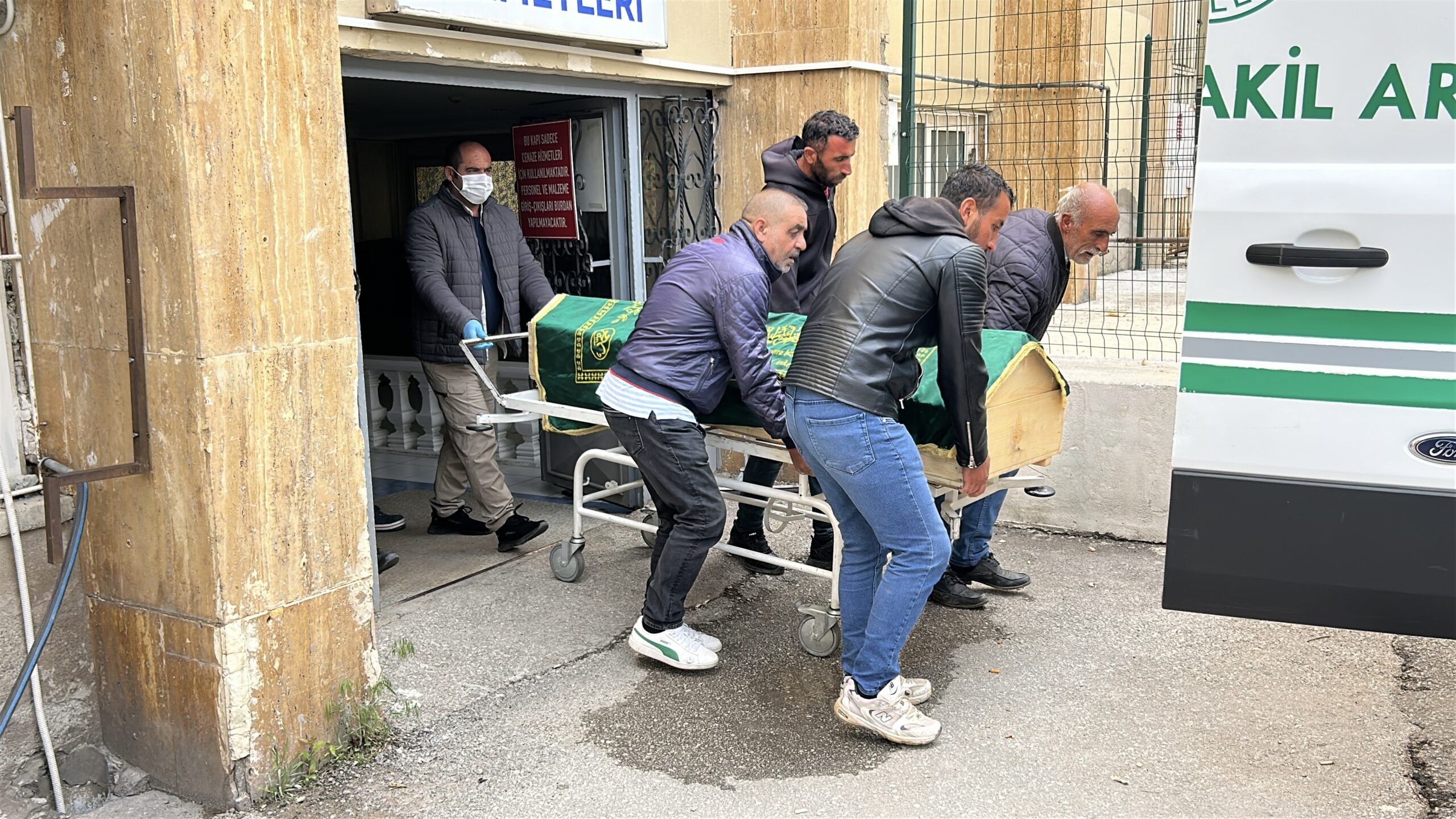 Sivas’ta KKKA Nedeniyle 2 Çocuk Annesi Hayatını Kaybetti