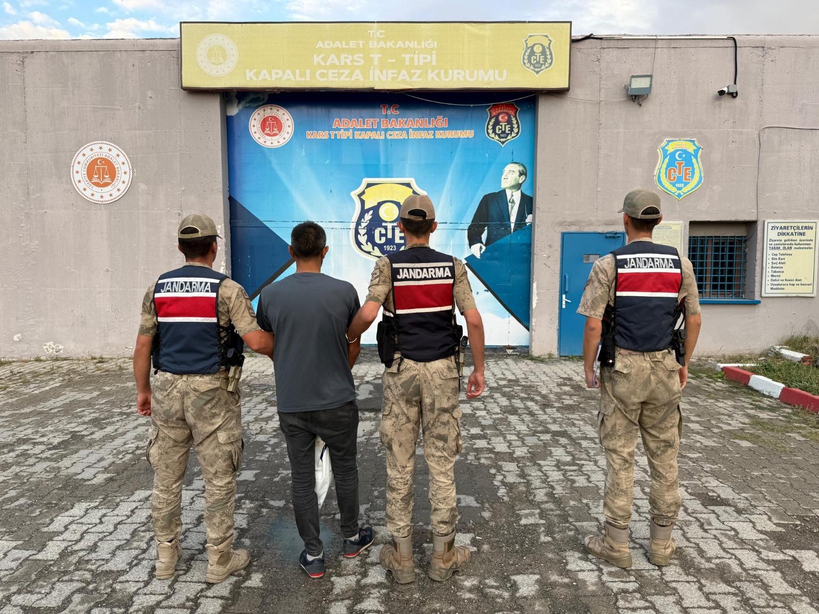 Kars Jandarmasından Büyükbaş Hayvan Hırsızlarına Suçüstü!