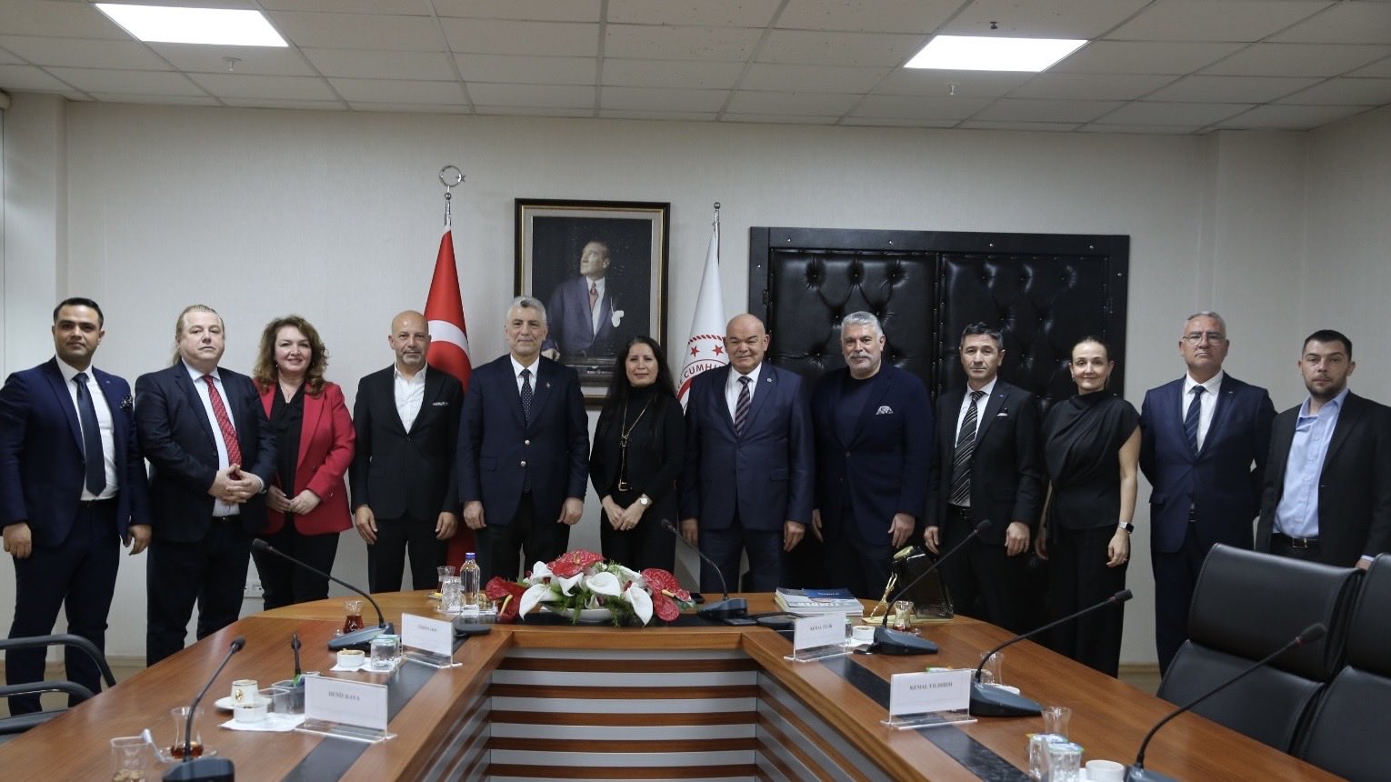 Ömer Bolat TİM-DER Yönetim Kurulu Heyetini Kabul Etti