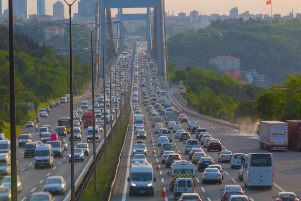 Bayram Tatili Dönüş Yolunda Trafik Yoğunluğu