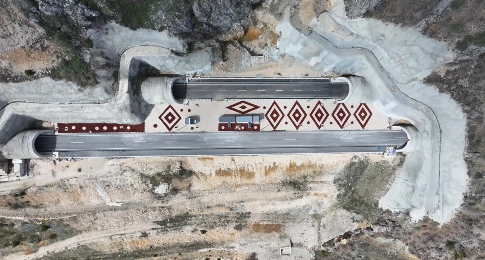 Bakan Uraloğlu Duyurdu: Çorum-Laçin Yolu ve Kırkdilim Tünelleri Yarın Açılıyor