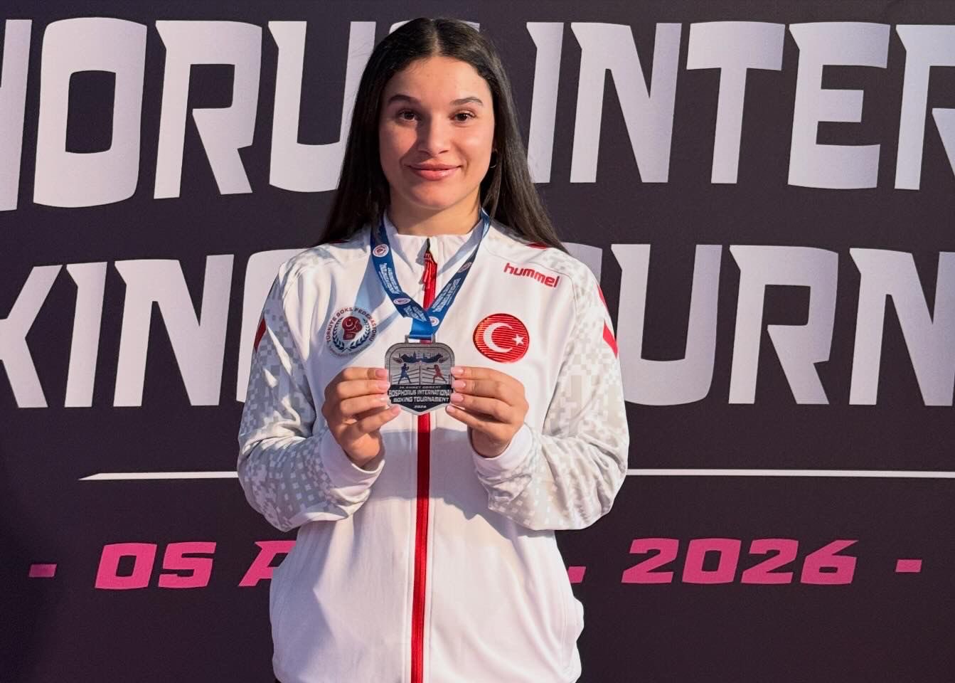 Milli Boksör Erivan Barut, Uluslararası Turnuvada Üçüncü Oldu