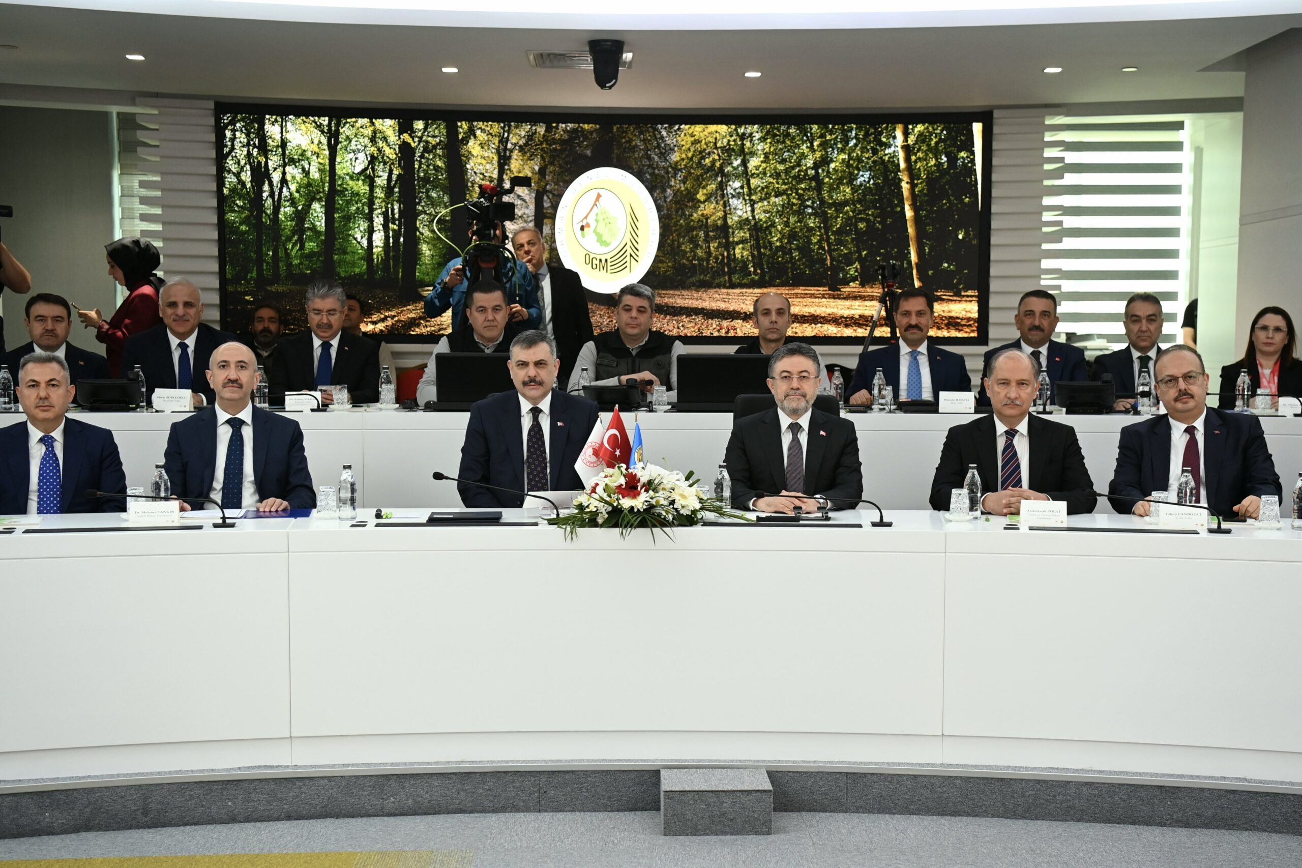 Bakan Yumaklı ve Çiftçi’den “Yeşil Vatan” Seferberliği: “Hava Müdahale Kapasitesi 462 Tona Çıktı”