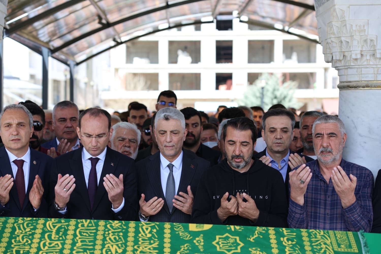 Ticaret Bakanı Ömer Bolat’tan Kahramanmaraş’ta Taziye Ziyareti