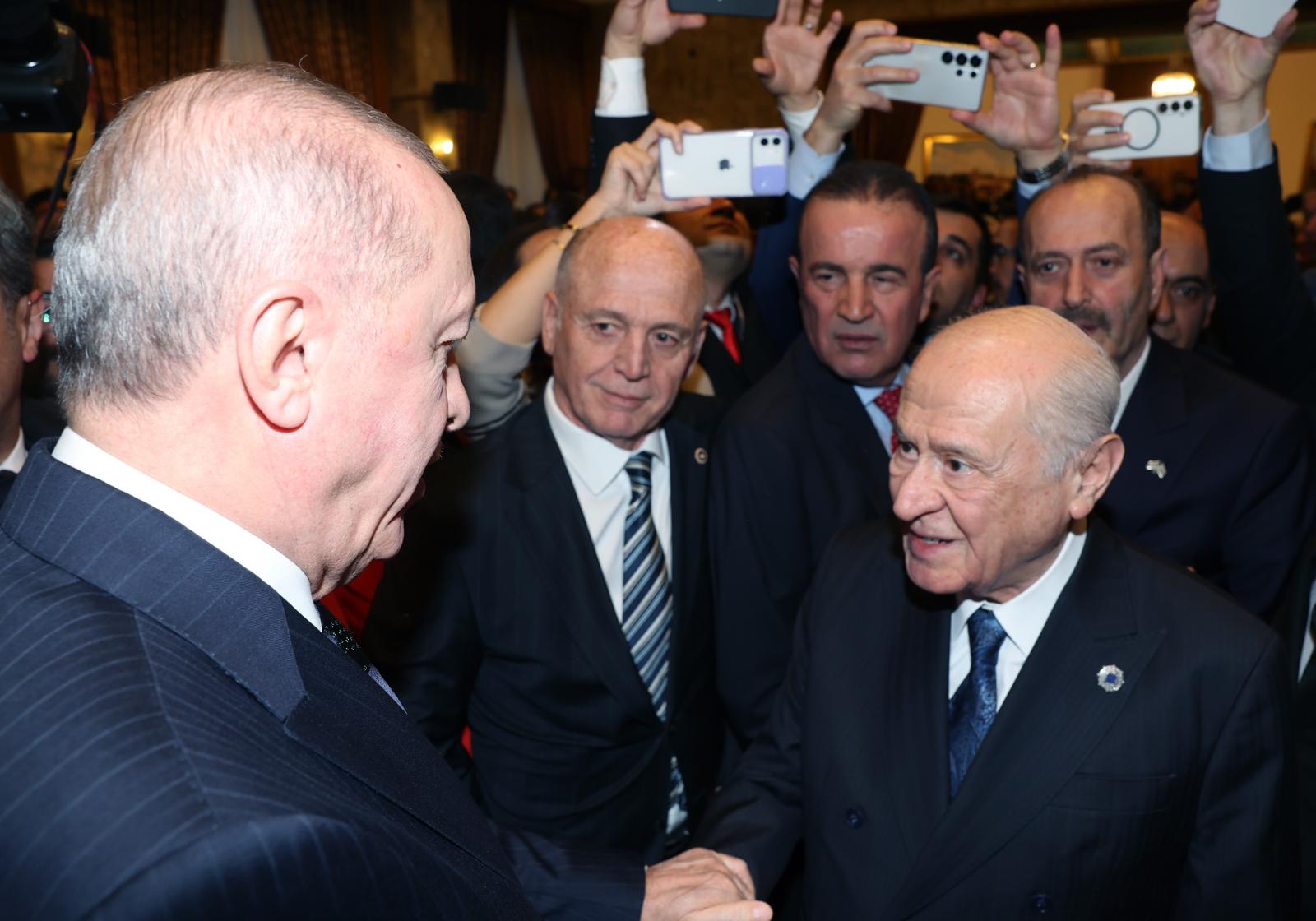 Cumhurbaşkanı Erdoğan’dan Özgür Özel ile Görüşme Sinyali: “Bizim Kitabımızda Yok Yok”