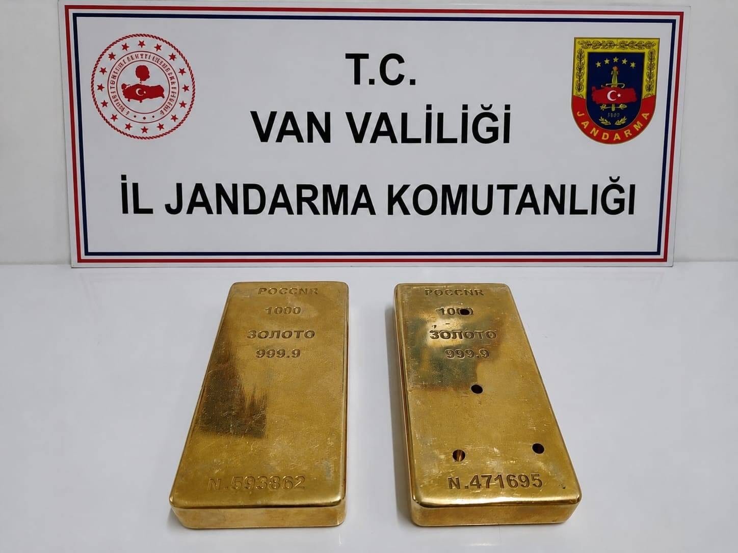 Van’da 13,6 Milyon TL Değerinde Külçe Altın Ele Geçirildi