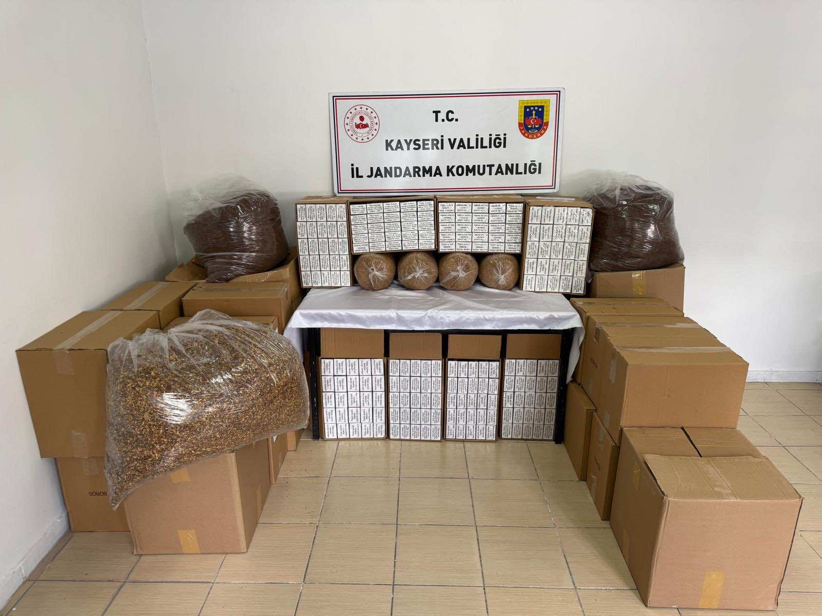 Kayseri’de Kaçak Tütün Operasyonu: 200 Kilo Tütün Ele Geçirildi
