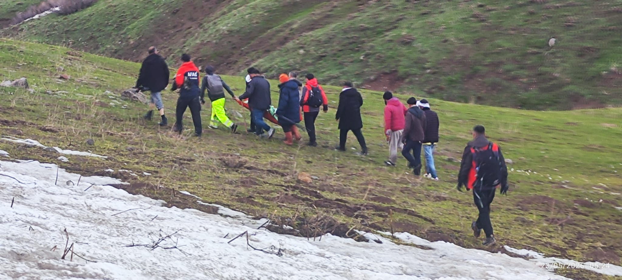 Tunceli’de Gece Boyunca İki Ayrı Kritik Operasyon: Ekiplerden Fedakâr Mücadele