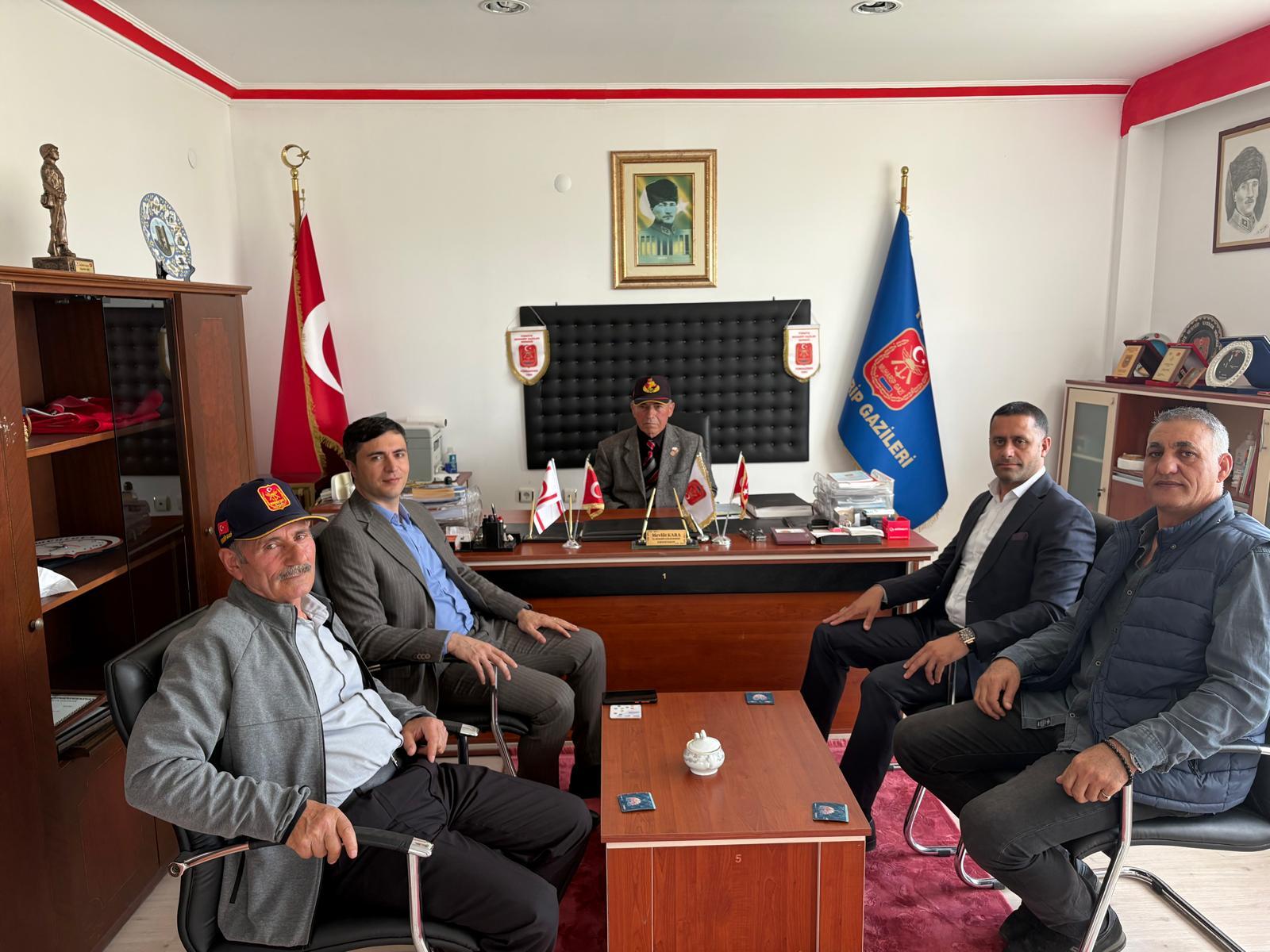 Kars’ta Anlamlı Ziyaret: Vali Yardımcısı Göçer’den Muharip Gaziler Derneği’ne Destek