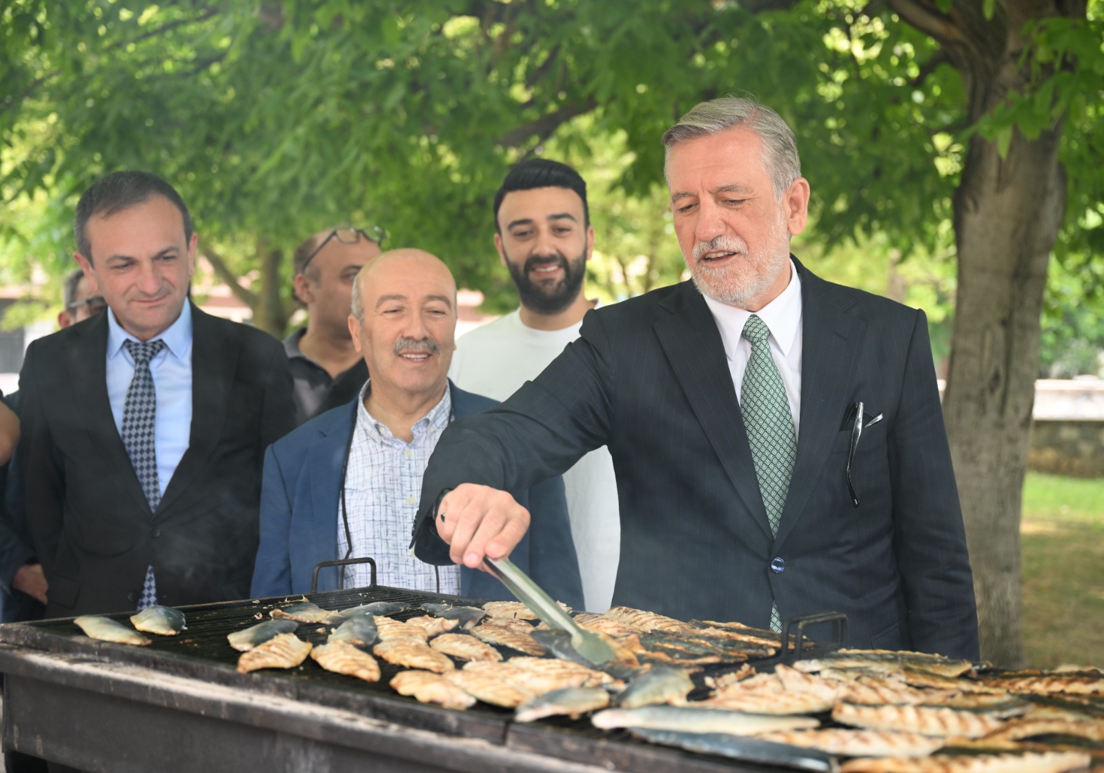 Bursa Balık Festivali’ne Yoğun İlgi: 3 Bin Balık Ekmek İkram Edildi